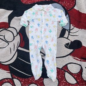 VTG SWANKNIT BUNNY MOON STAR GRAPHIC FOOTIE PAJAMAS SIZE 3 MONTHS